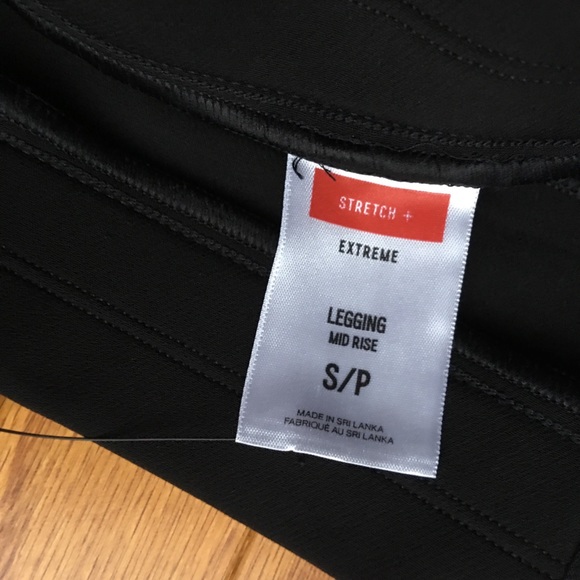 NWT Express extreme stretch mid-rise leggings - Picture 4 of 4